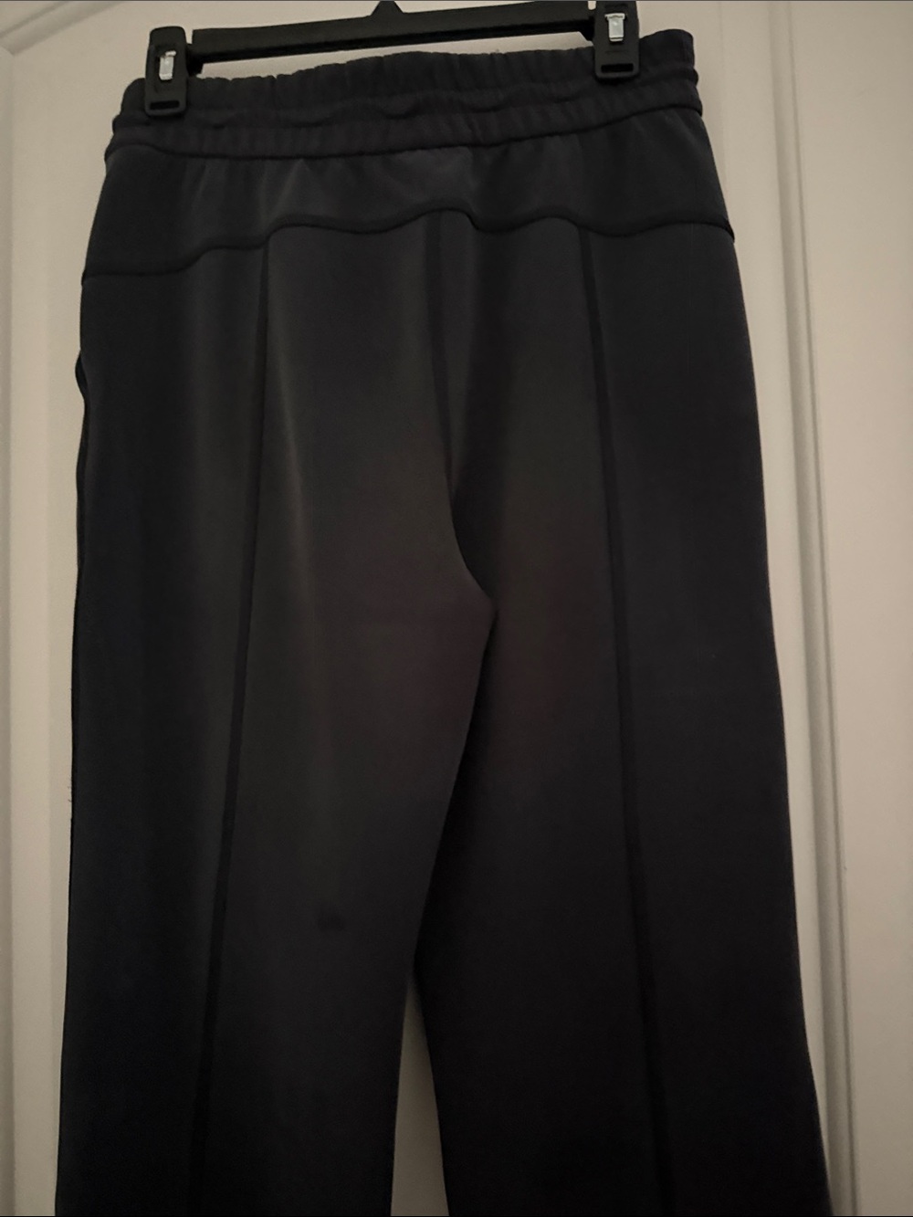 Lululemon Softstreme High Rise Pant Black Short 6 - Picture 9 of 12